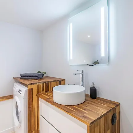Duplex Lumineux Centre Apartment